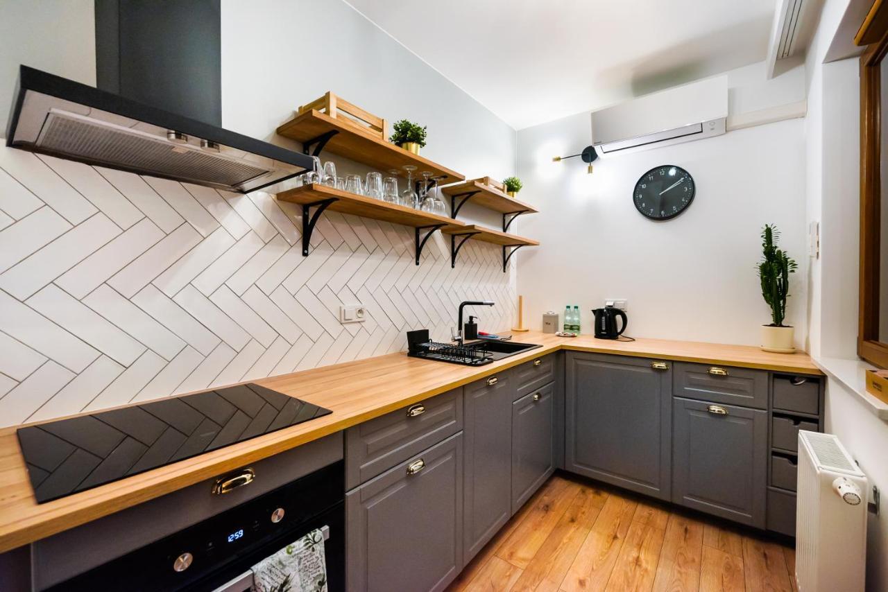 Grzybowska Luxury Apartment Warschau Buitenkant foto