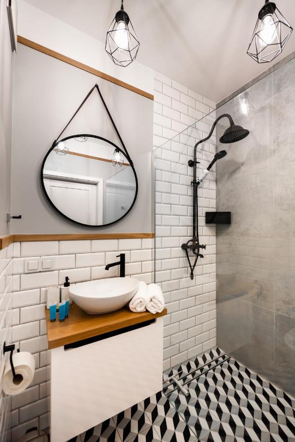 Grzybowska Luxury Apartment Warschau Buitenkant foto